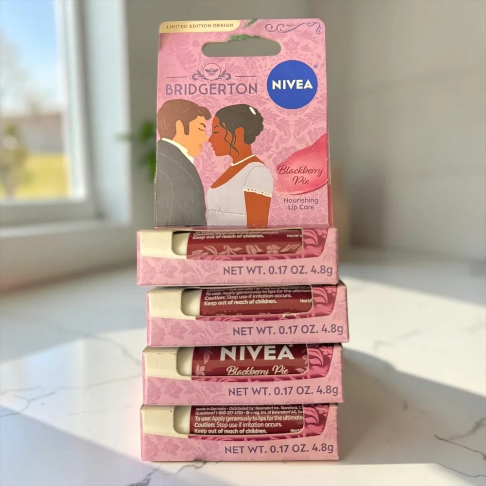 4 NIVEA Tea Lip Balm, Nourishing Lip Care, Bridgerton Limited Edition